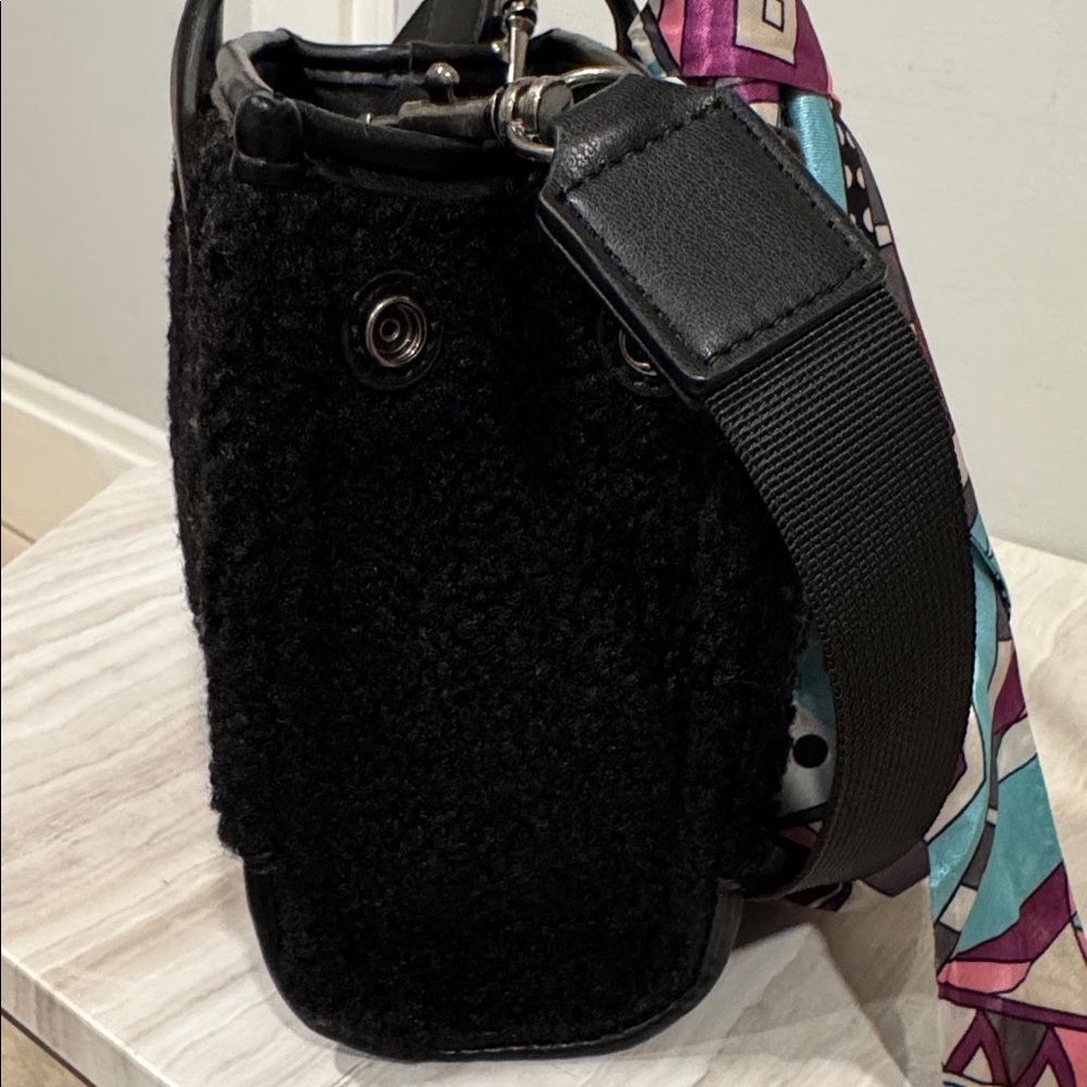 Kurt Geiger Bag Faux Shearling Surrey Black Mini Tote Crossbody - Picture 9 of 17